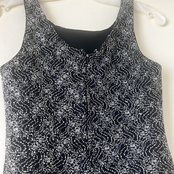 A Classy Sleeveless Symmetrical/Tweed Dress By Alexandra of California. 12P - Picture 13 of 15